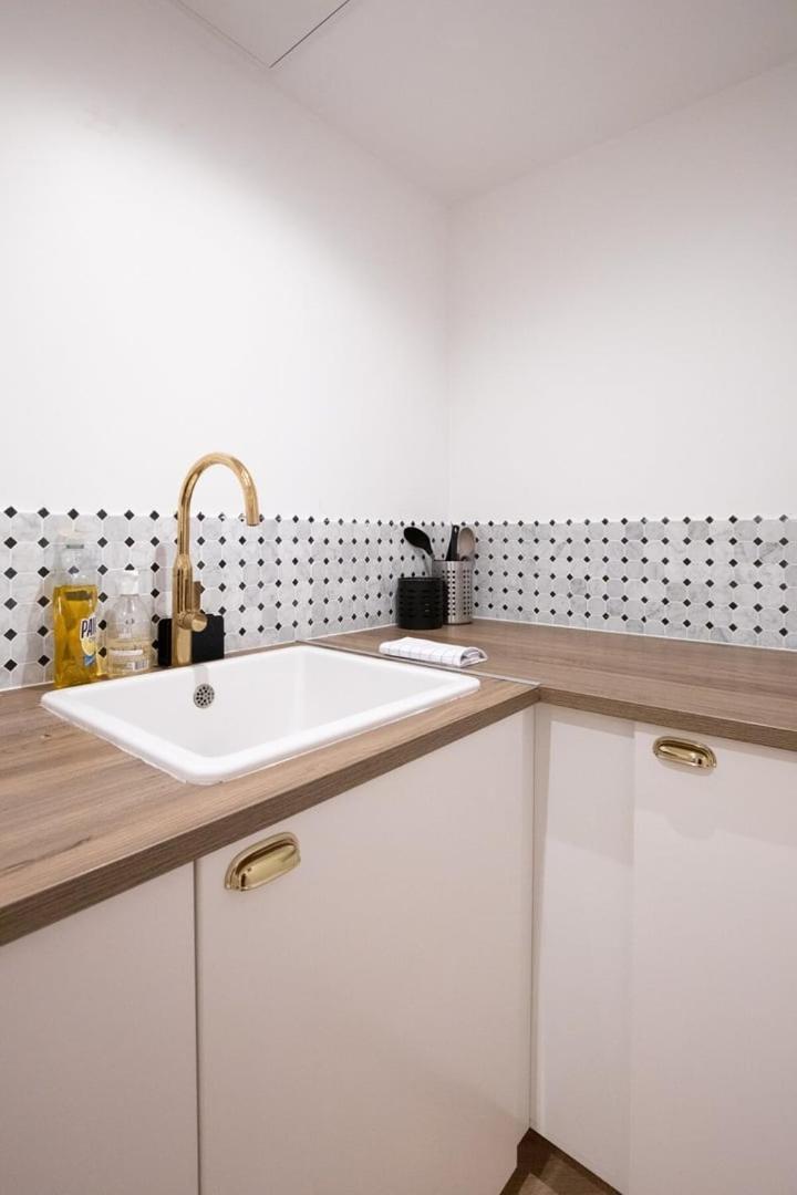 Appartement Charmant Proche De L'Arc Triomphe -2P Париж Екстериор снимка